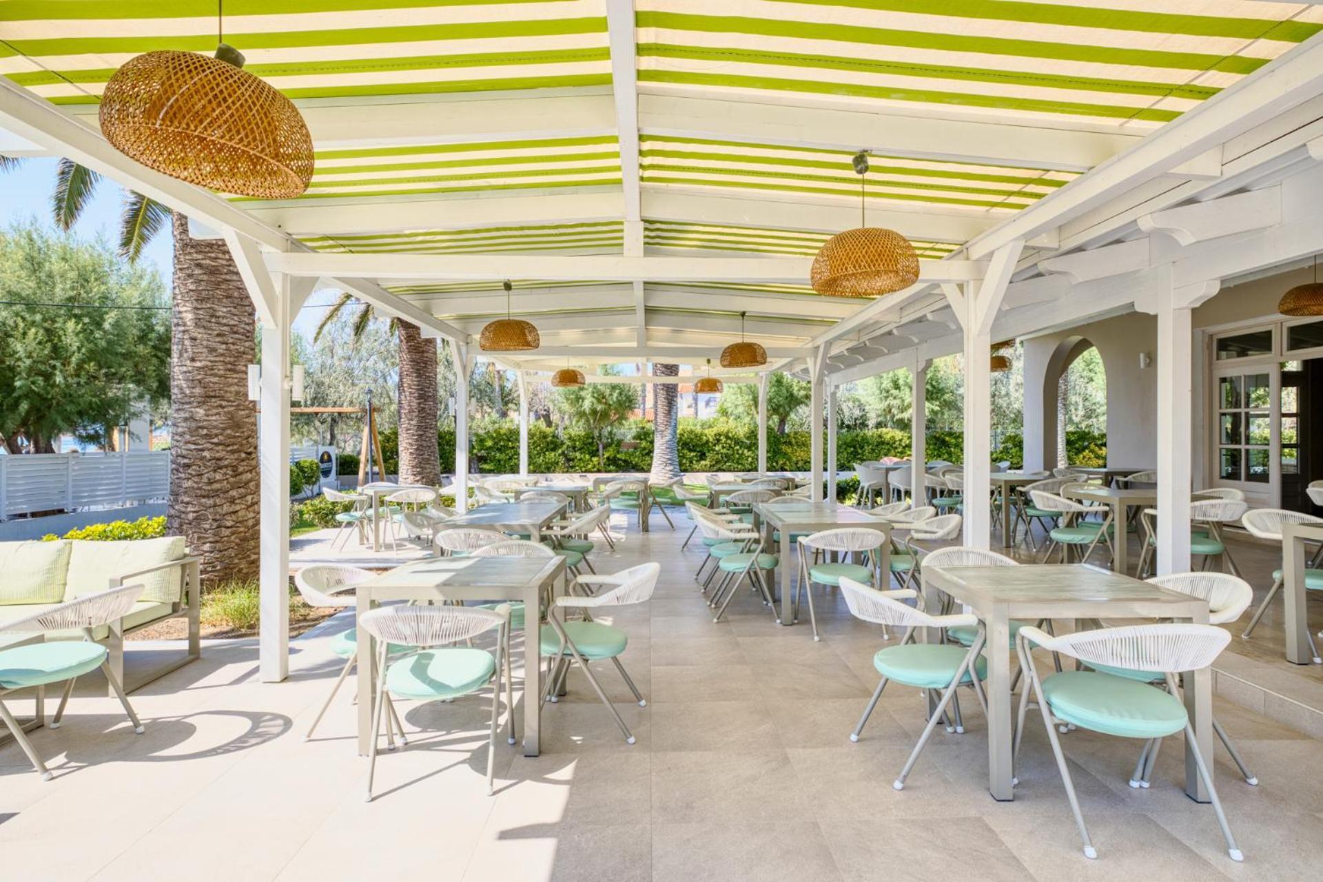 Platy Beach Hotel ภายนอก รูปภาพ