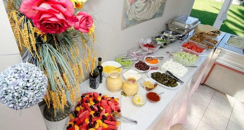 Platy Beach Hotel ภายนอก รูปภาพ